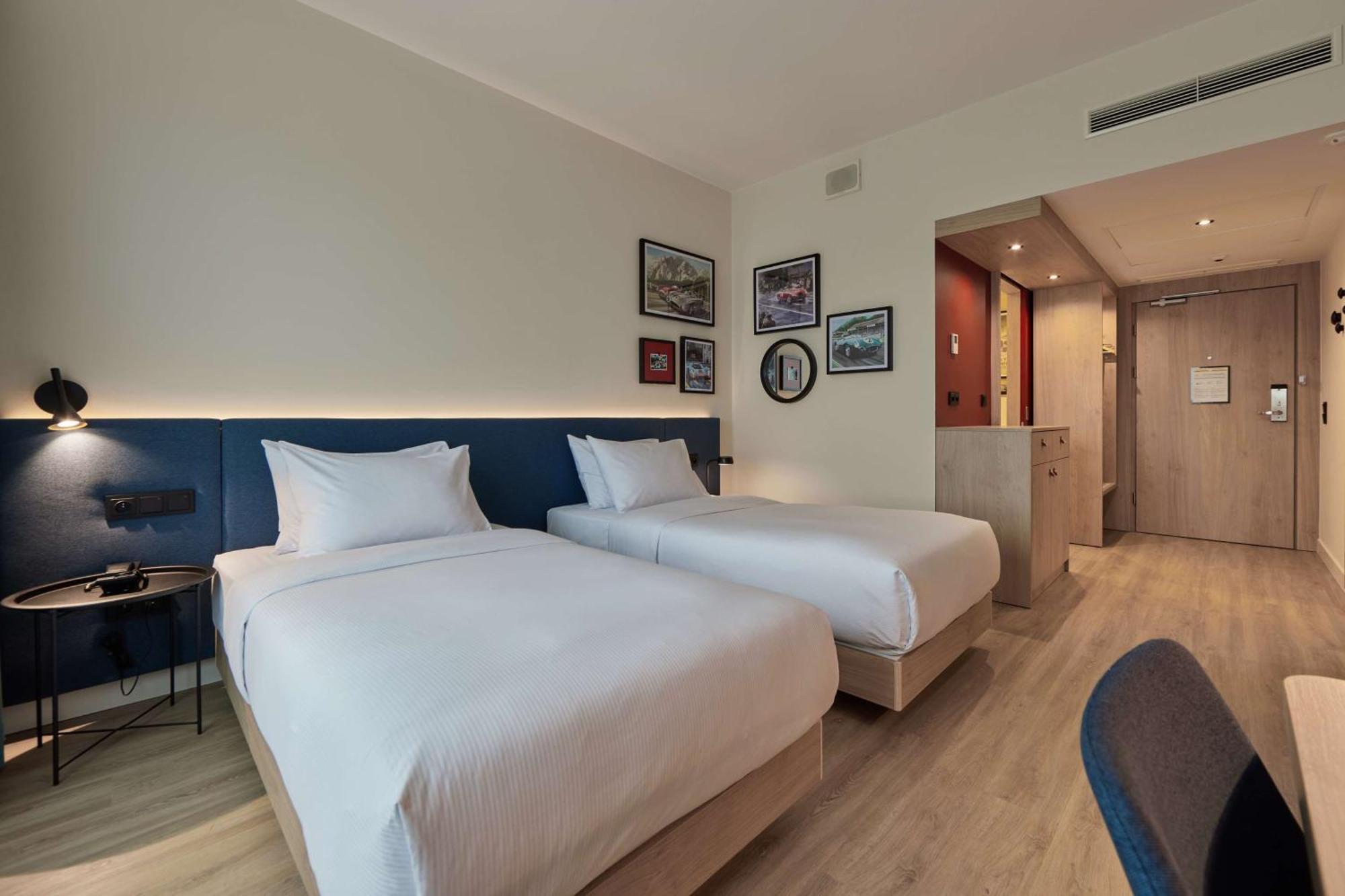 מלון Hampton By Hilton Poznan סווראוץ' מראה חיצוני תמונה